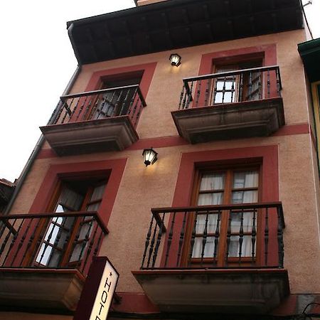 Pension Argueelles Ribadesella Extérieur photo