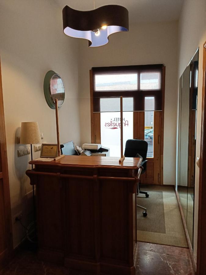 Pension Argueelles Ribadesella Extérieur photo